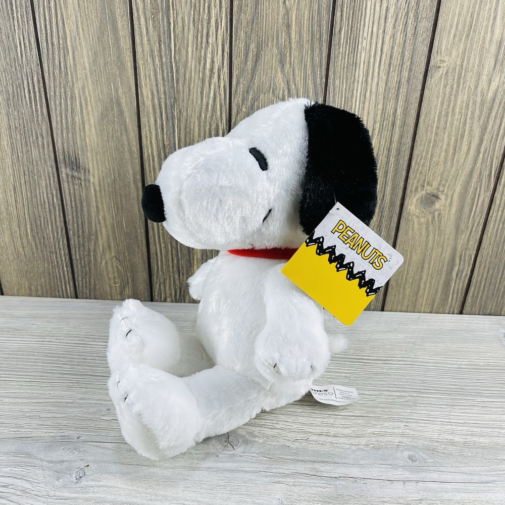 PEANUTS Snoopy dog Soft Plush Stuffed Toy New With Tags KOHL'S Cares
